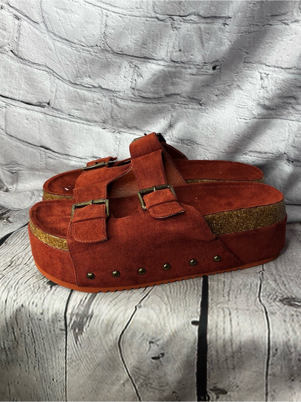 Western Boho Bratz Rust Faux Suede Chunky Platform Studded Slide Sandals 10 GUC
